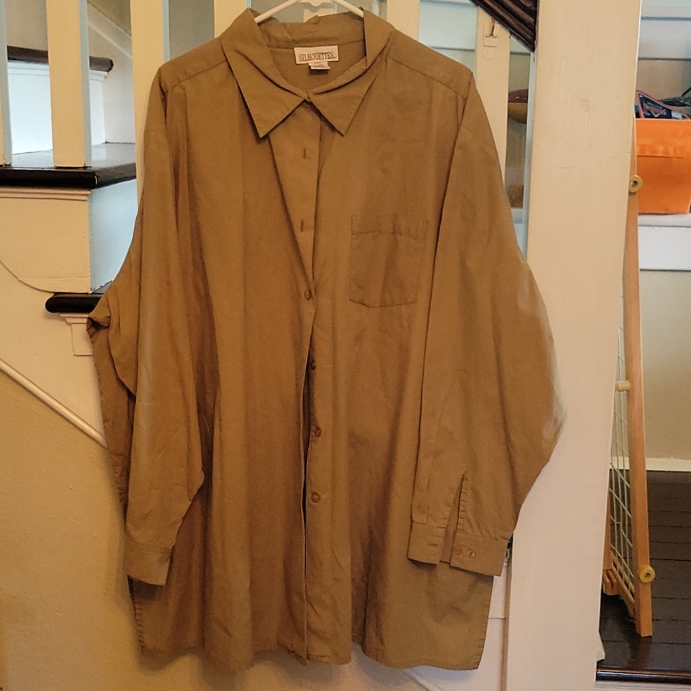 Silhouettes army green button down size 3x